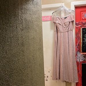 Rose gold , Glittery, prom dress.
